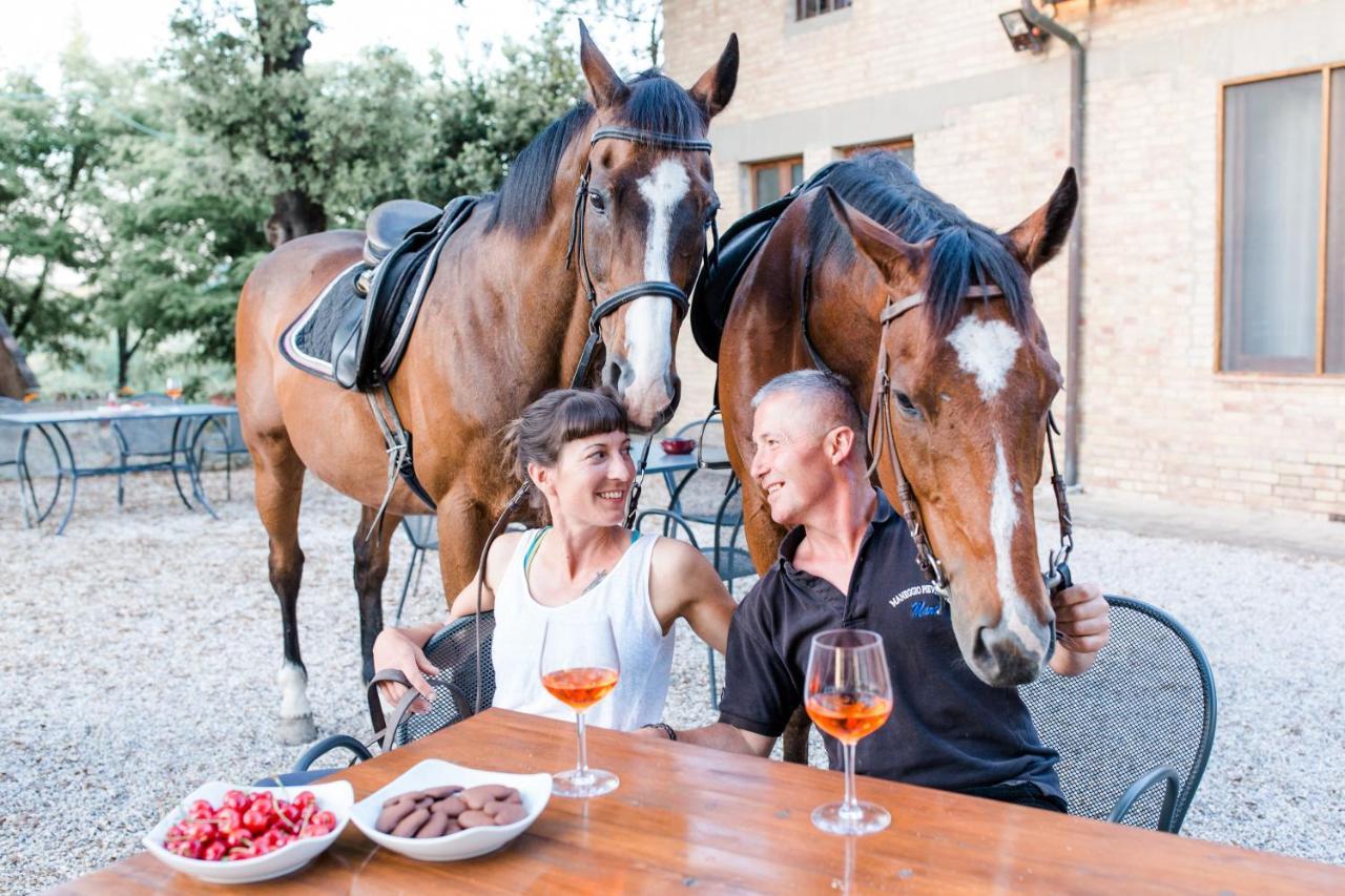 ブオンコンヴェント Fattoria Pieve A Saltiヴィラ エクステリア 写真